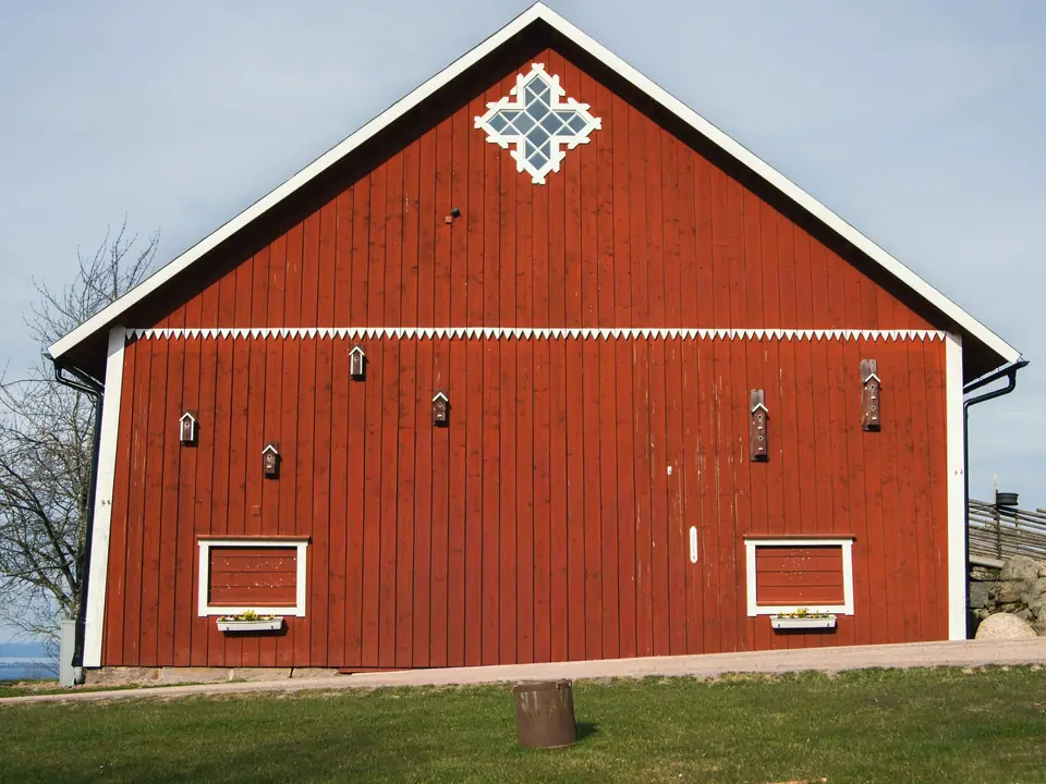 Sheds and Barn Painting